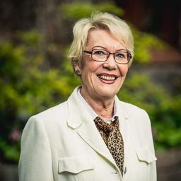 Eva Dziedzic